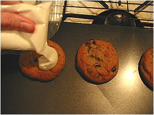 TOO. MUCH. ICING. :x