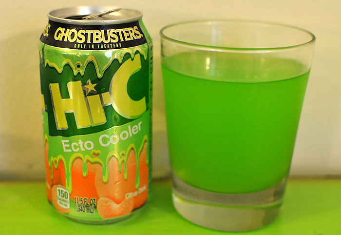 Ecto Cooler in a glass! Look how beautifully green it is!