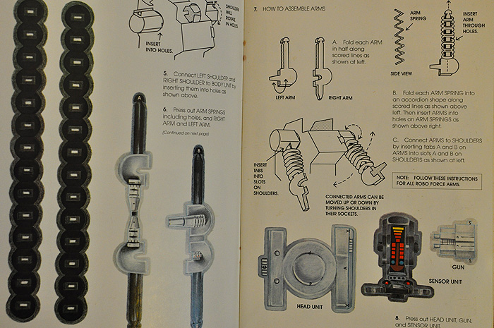 The Robo Force Punch-Out Toy Book! Four robot models you can make yourself!